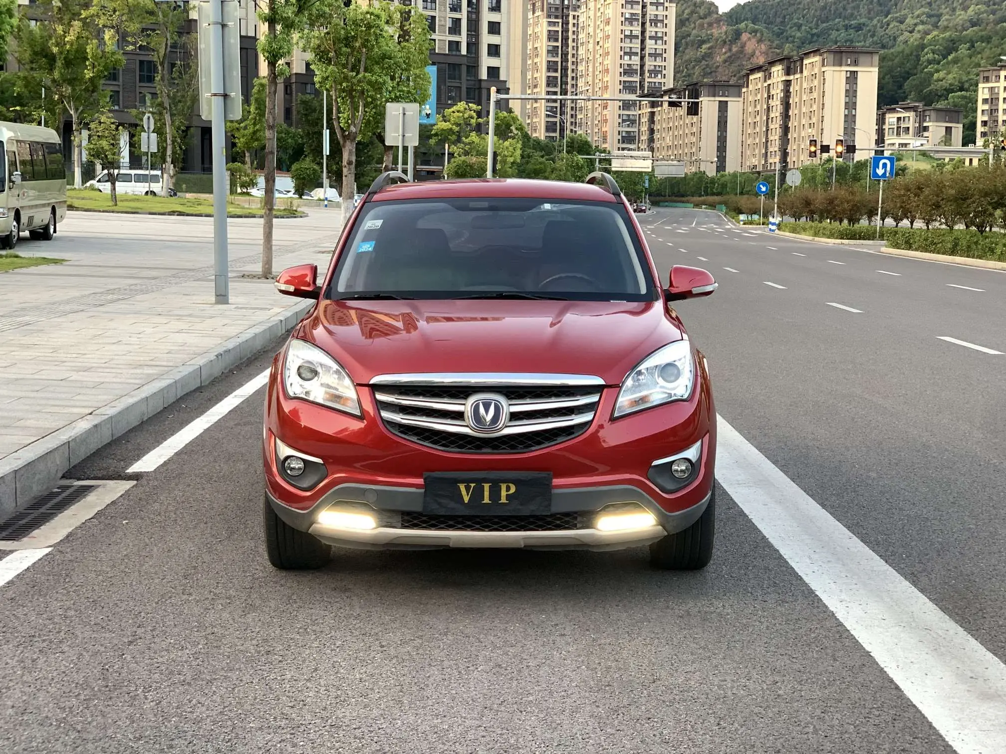 Changan CS35  из Китая