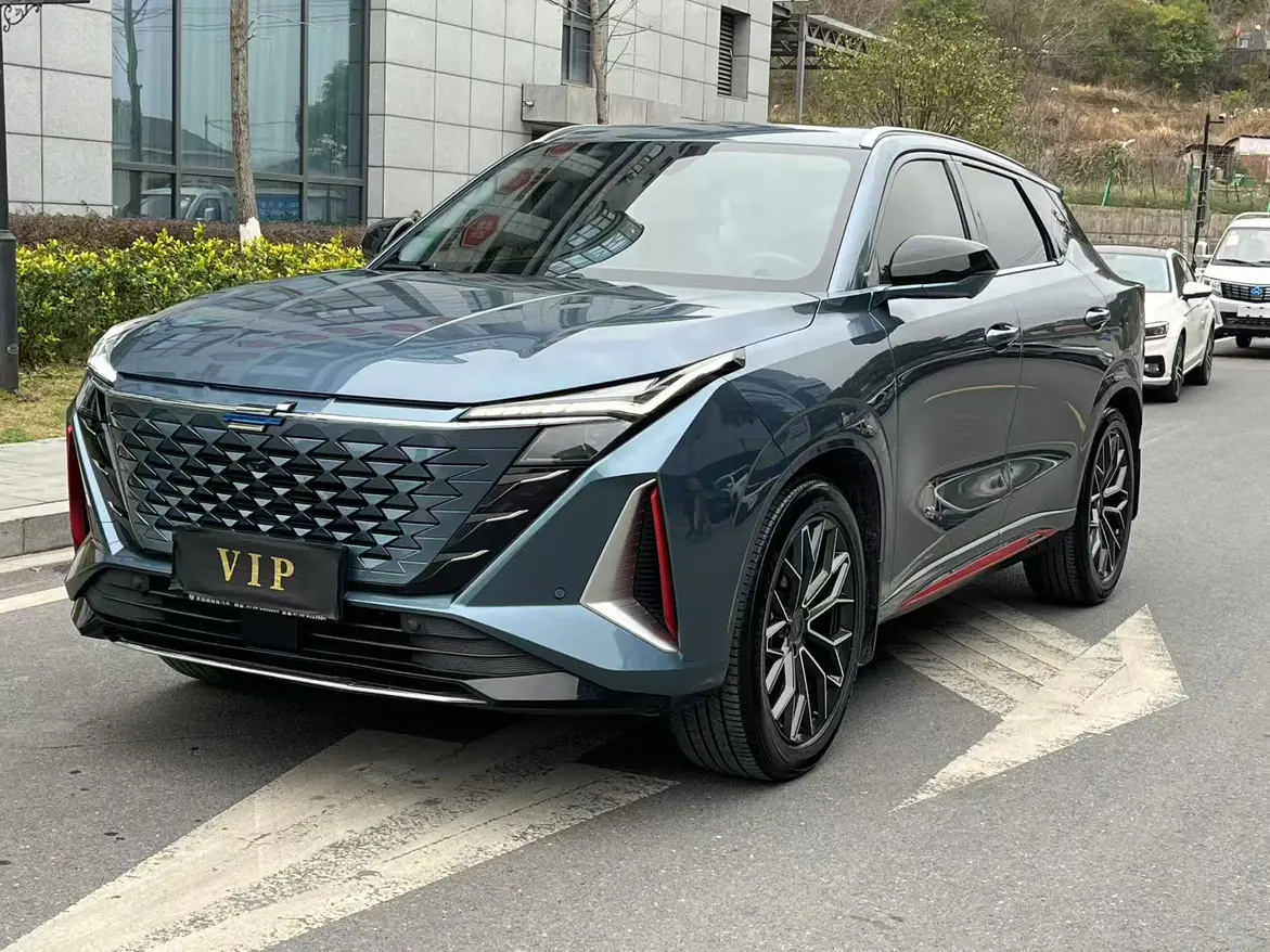 Oshan Changan Auchan Z6