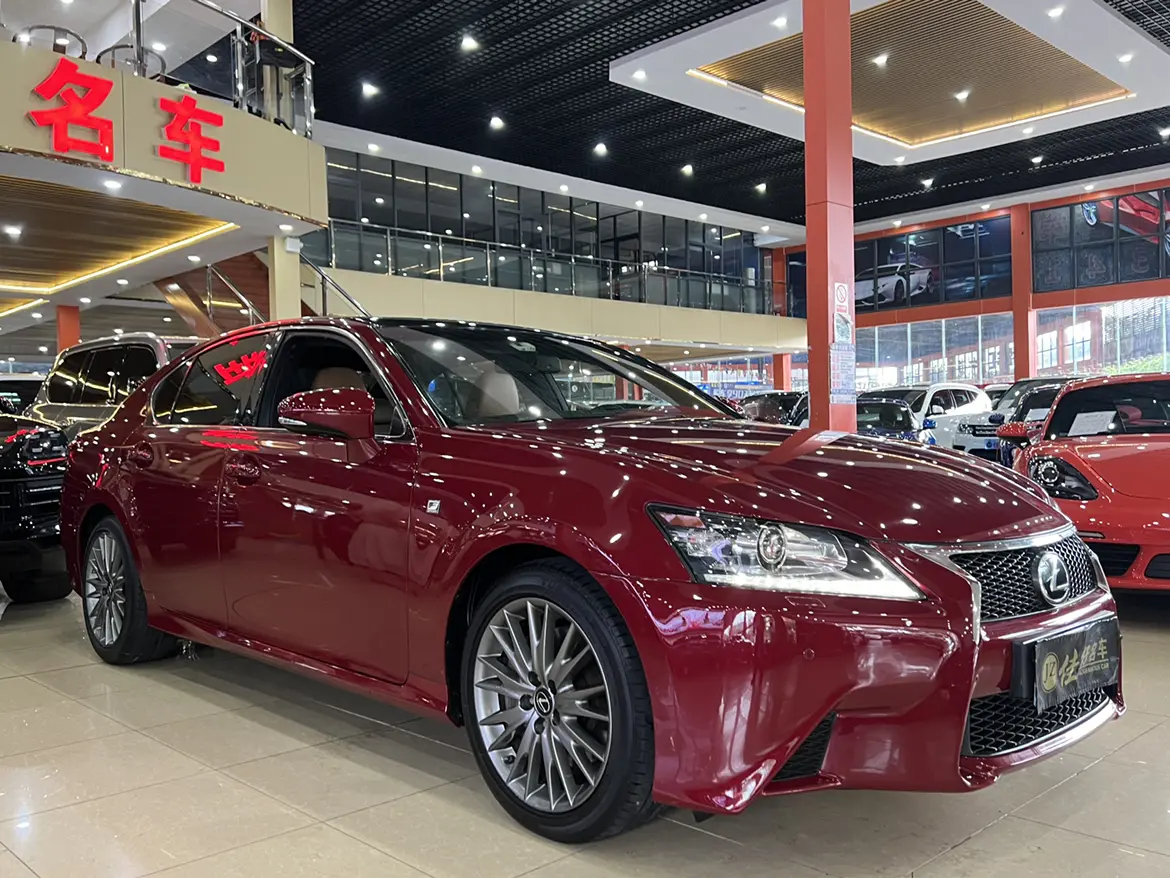 Lexus GS