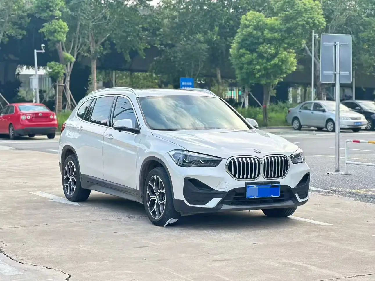BMW X1