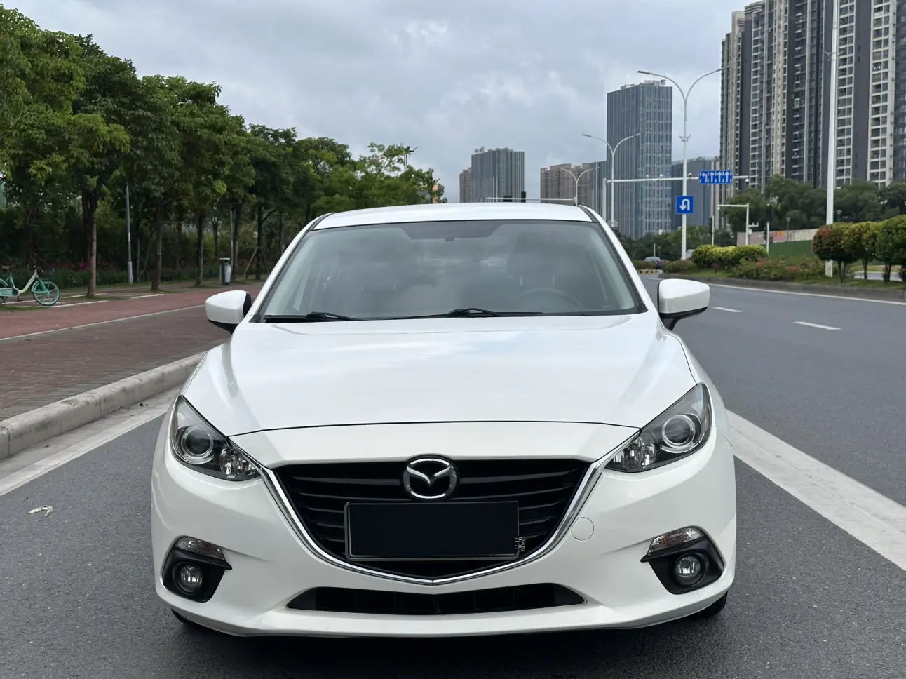 Mazda 3 Angkesela