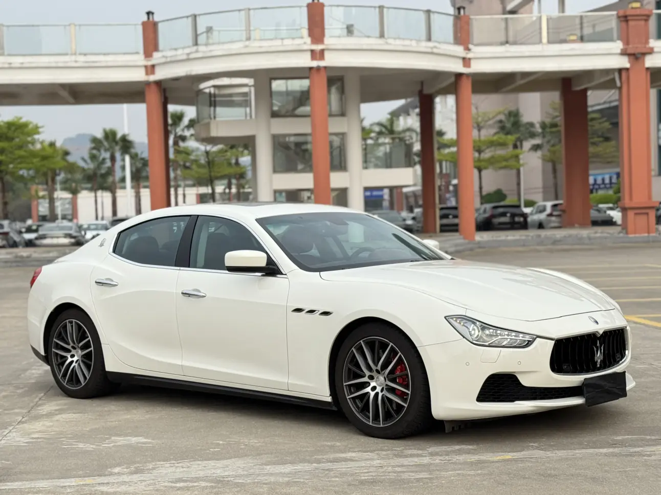 Maserati Ghibli