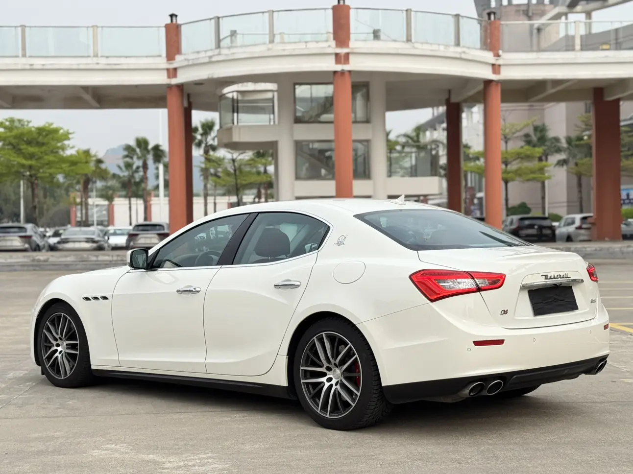 Maserati Ghibli