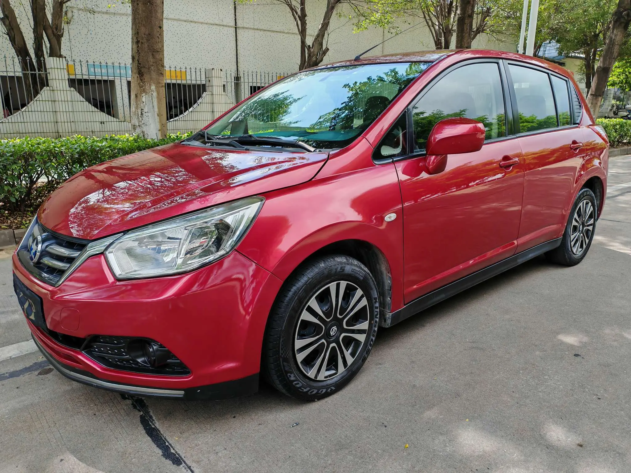 Kai Chen Venucia R50