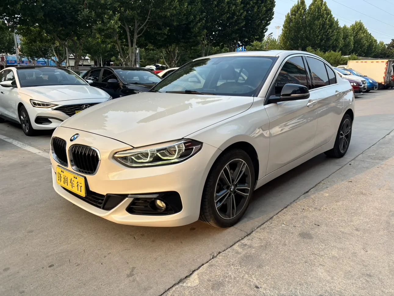 BMW 1 Series  из Китая