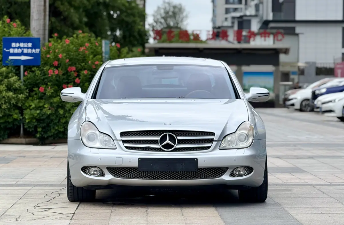 Mercedes-Benz Mercedes Benz CLS  из Китая