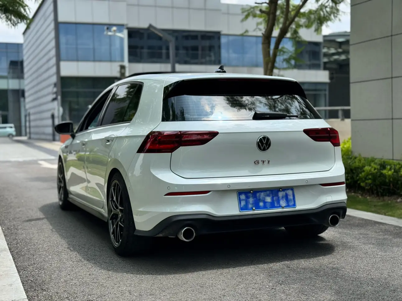 Volkswagen Golf GTI