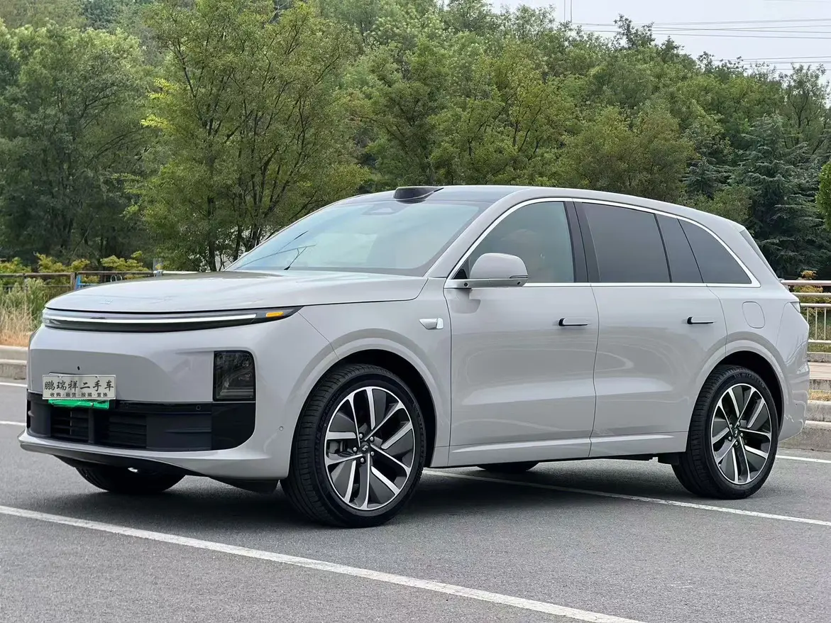 Li L6 (Ideal L6)  из Китая