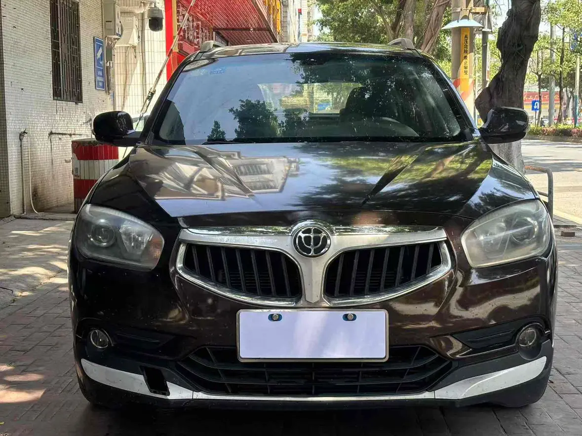 Brilliance Zhonghua V5