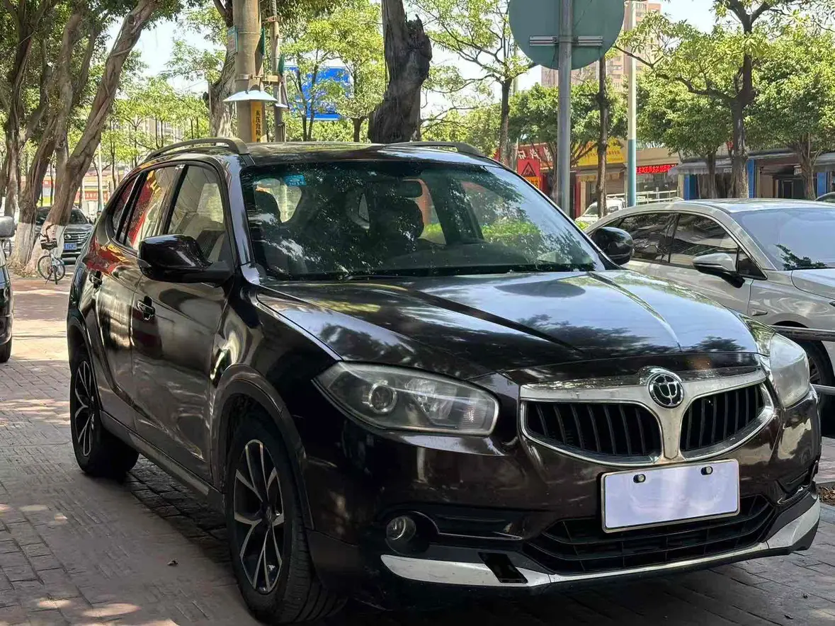Brilliance Zhonghua V5