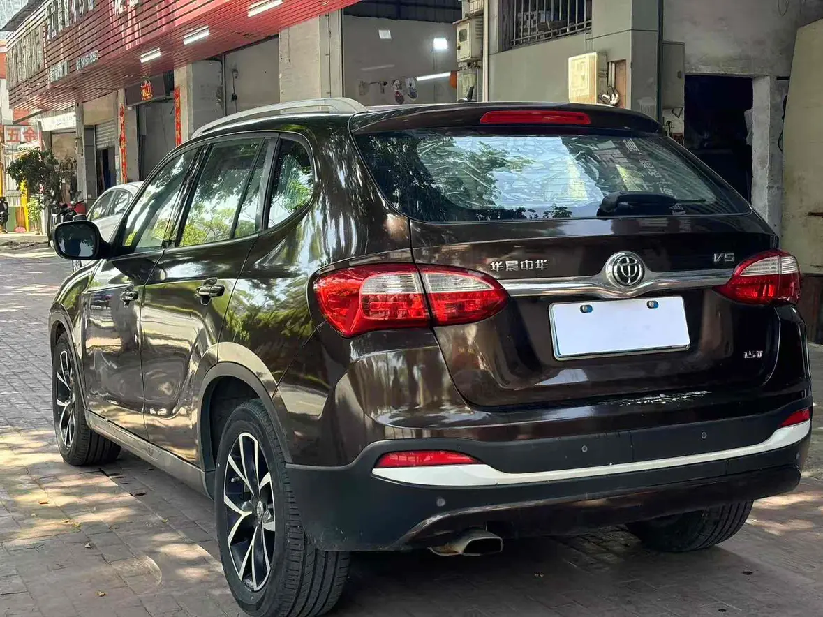 Brilliance Zhonghua V5
