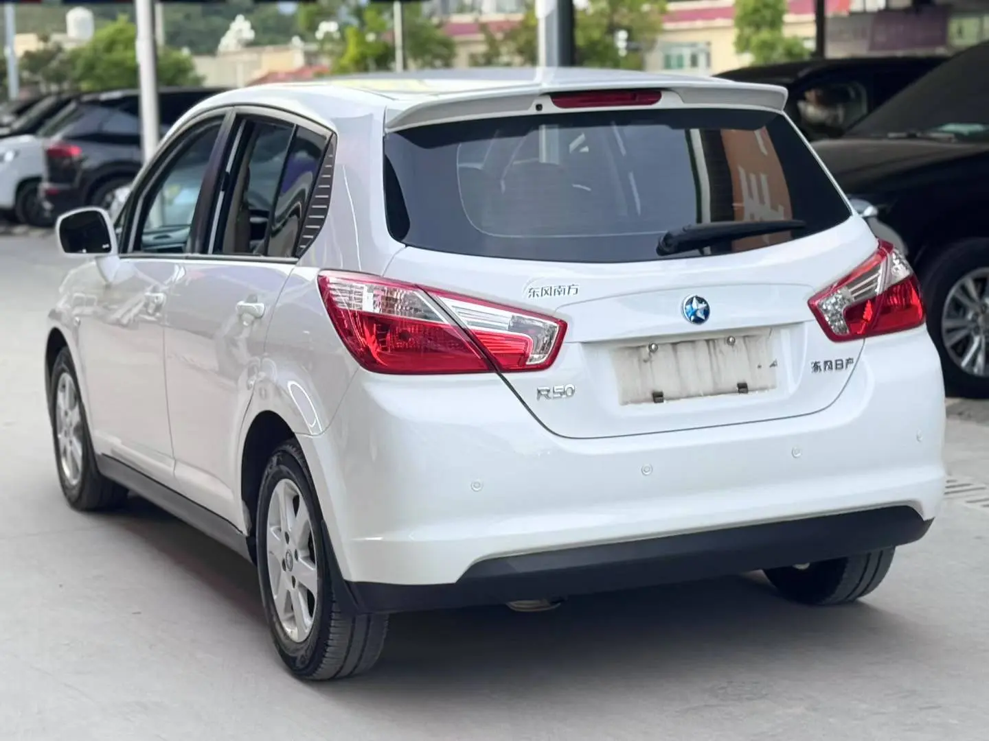 Kai Chen Venucia R50