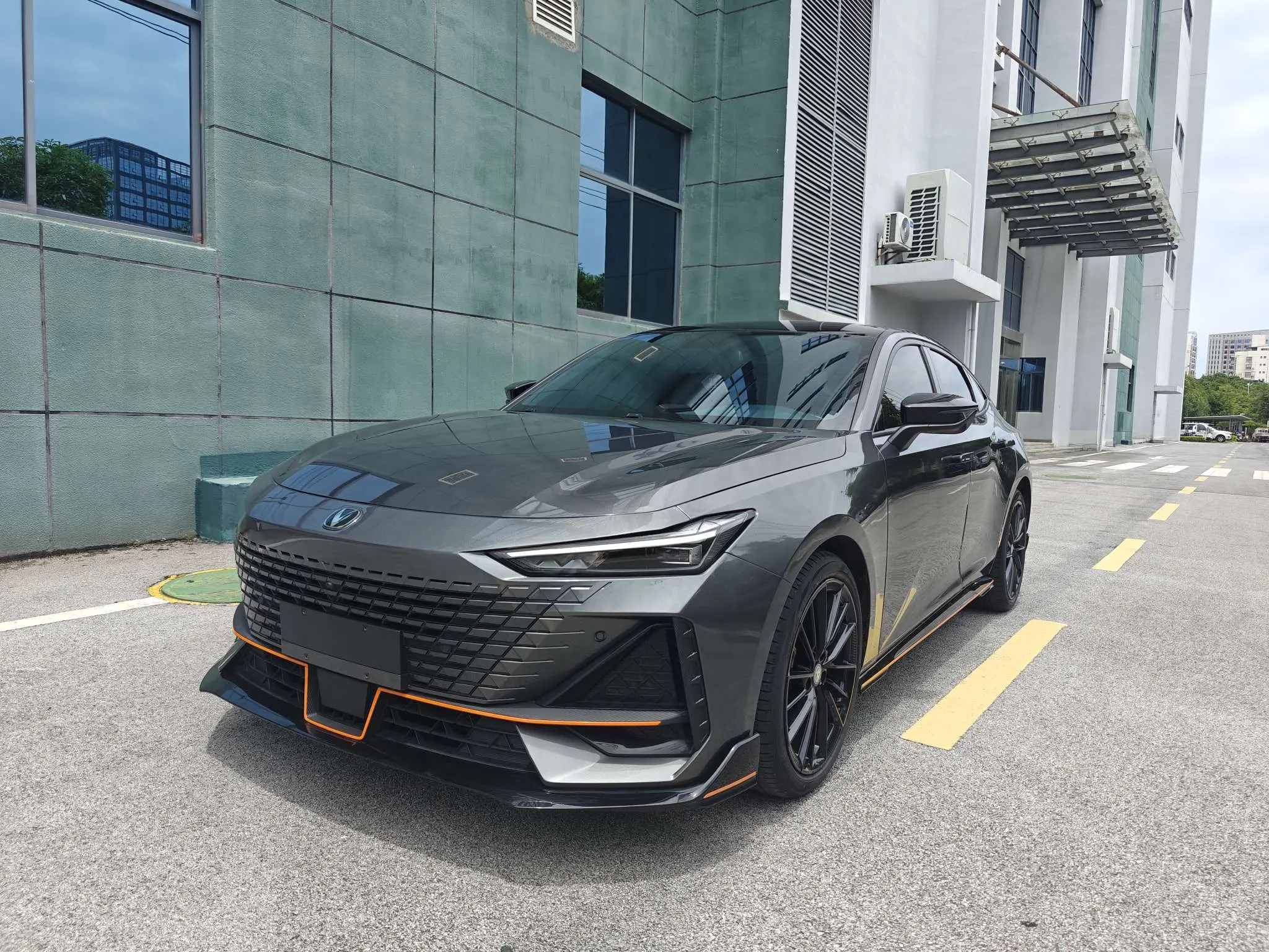 Changan UNI-V
