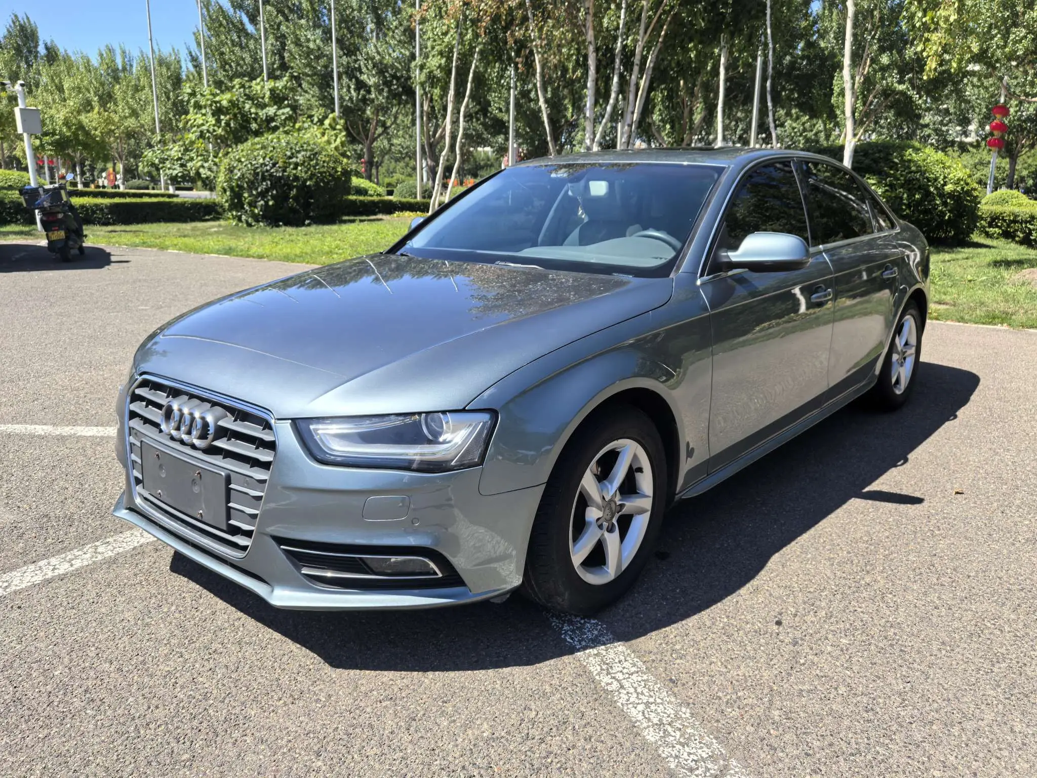 Audi A4L  из Китая