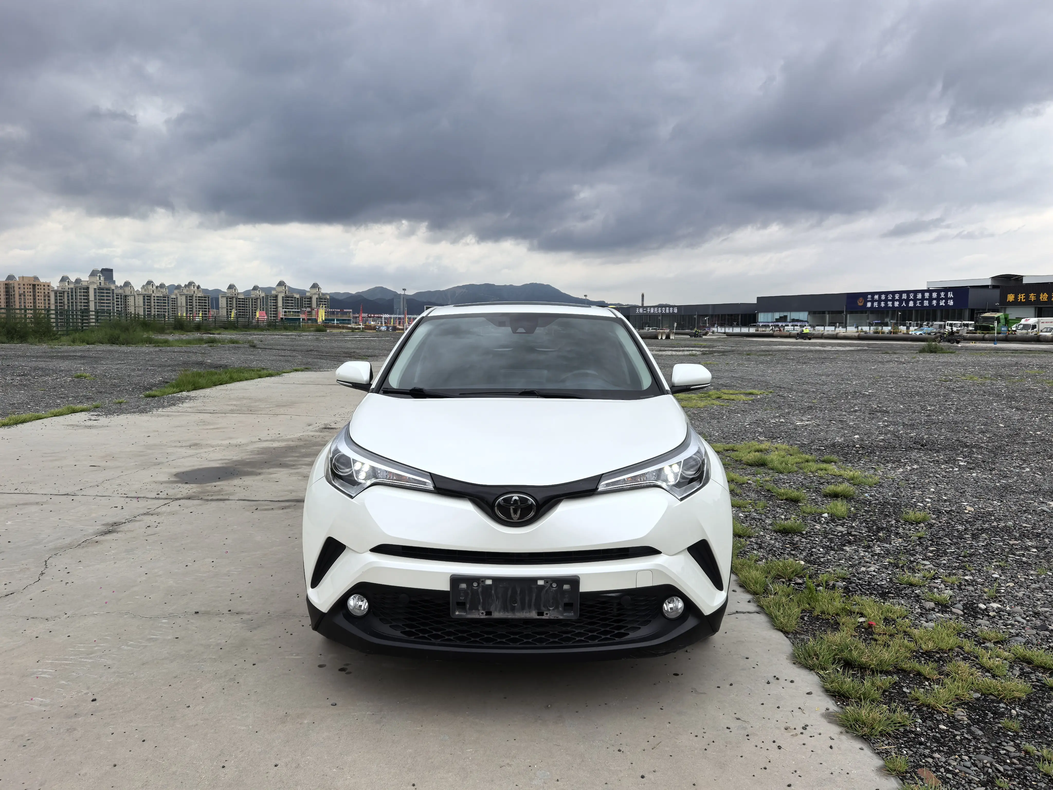 Toyota C-HR