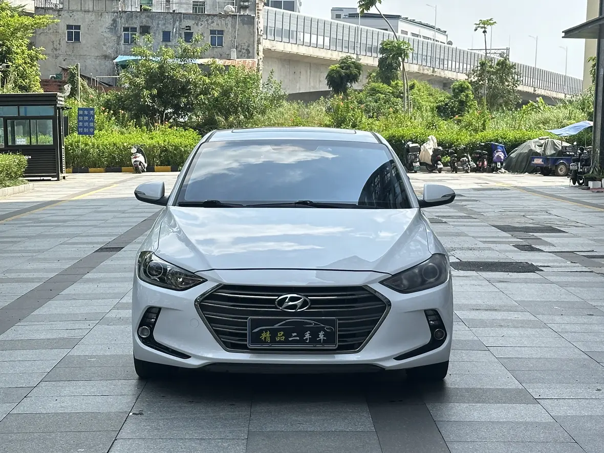 Hyundai Lead
