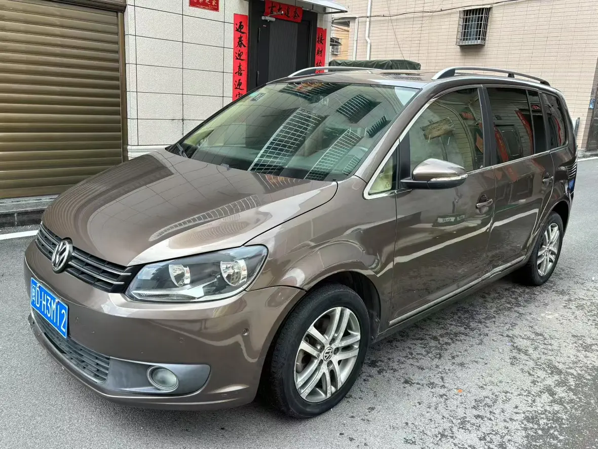 Volkswagen Touran  из Китая