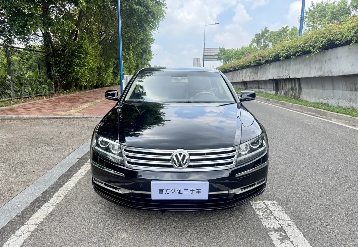 Volkswagen Phaeton  из Китая