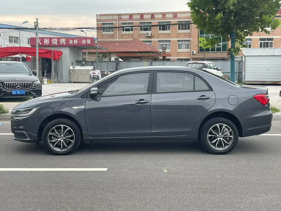 BYD Qin