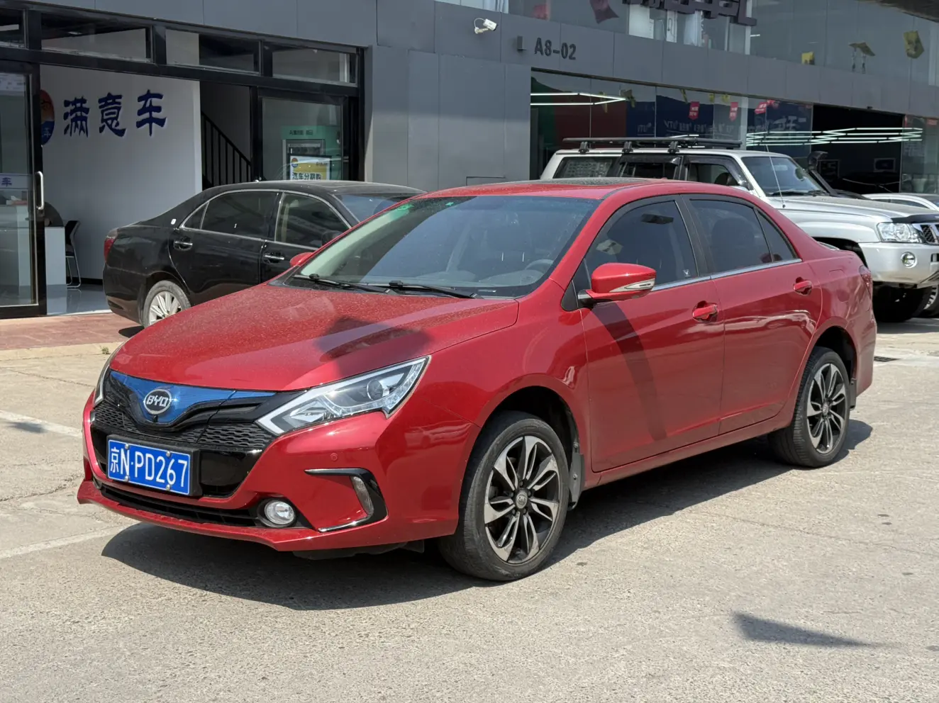 BYD QinEV  из Китая
