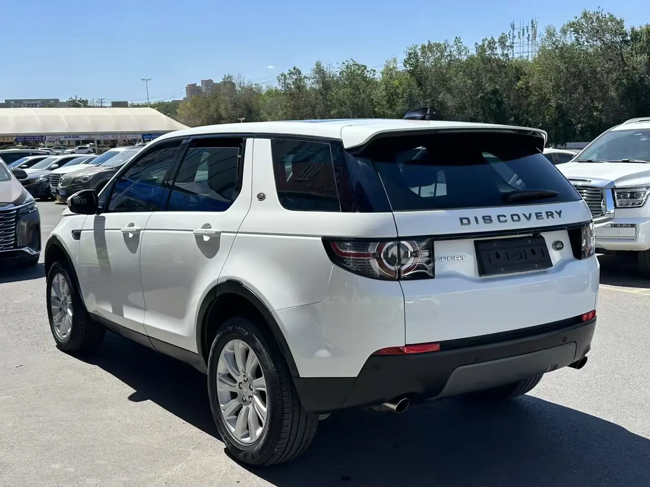 Land Rover Discover the magic