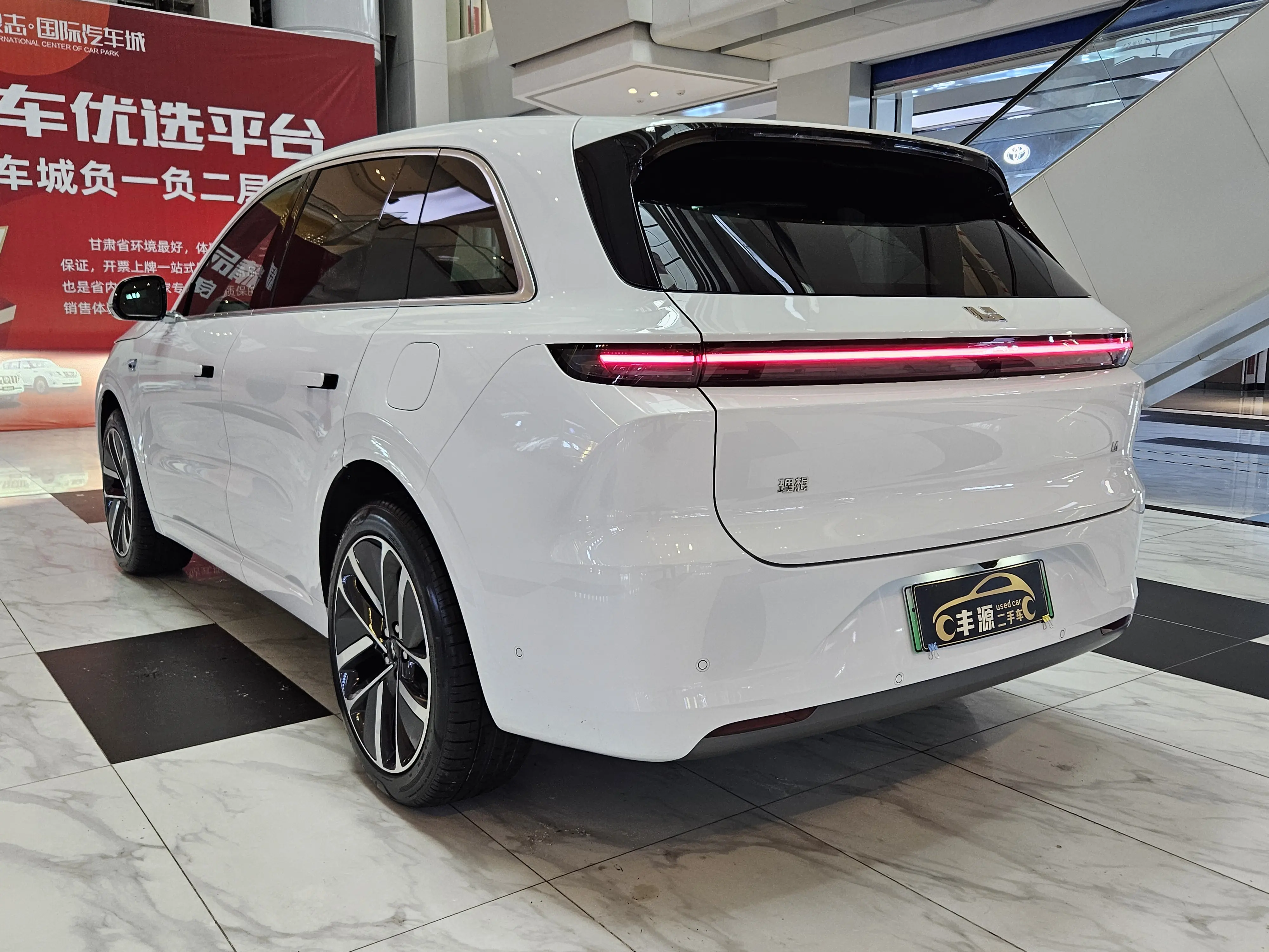 Lixiang L6