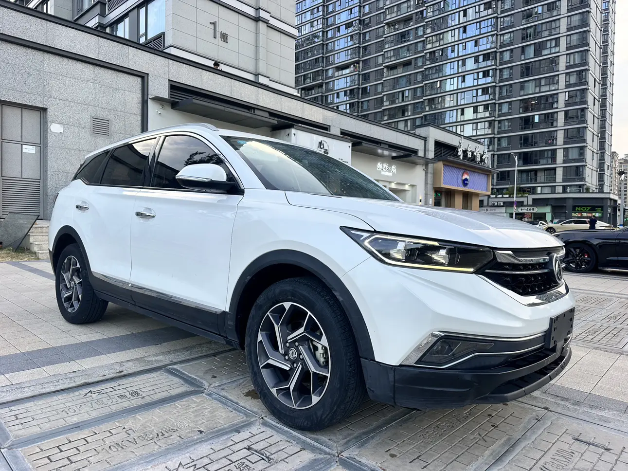 Dongfeng Fengshen AX7