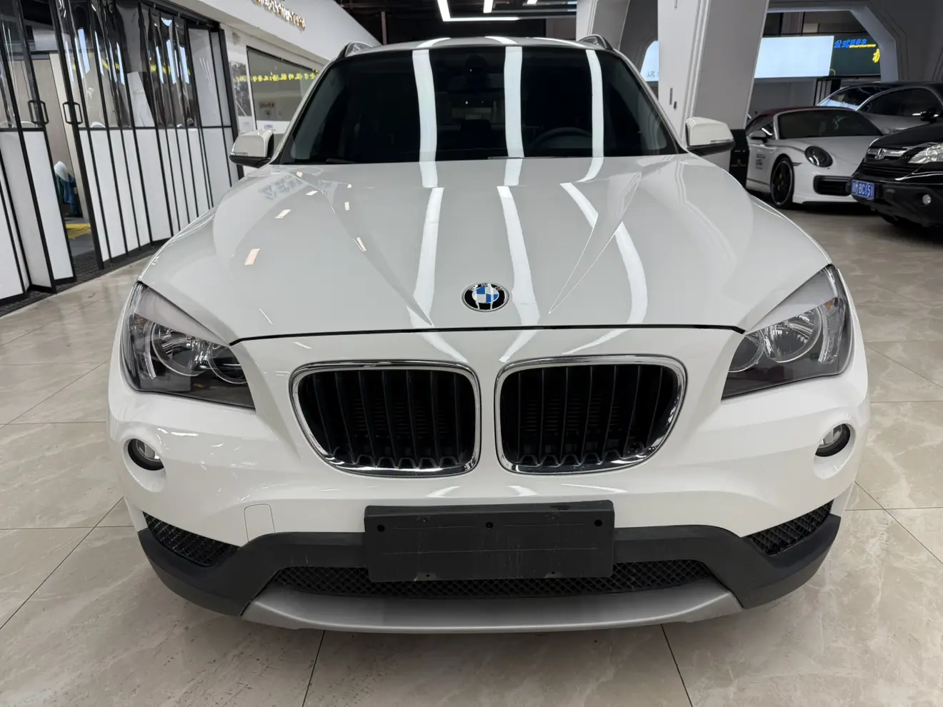 BMW X1  из Китая