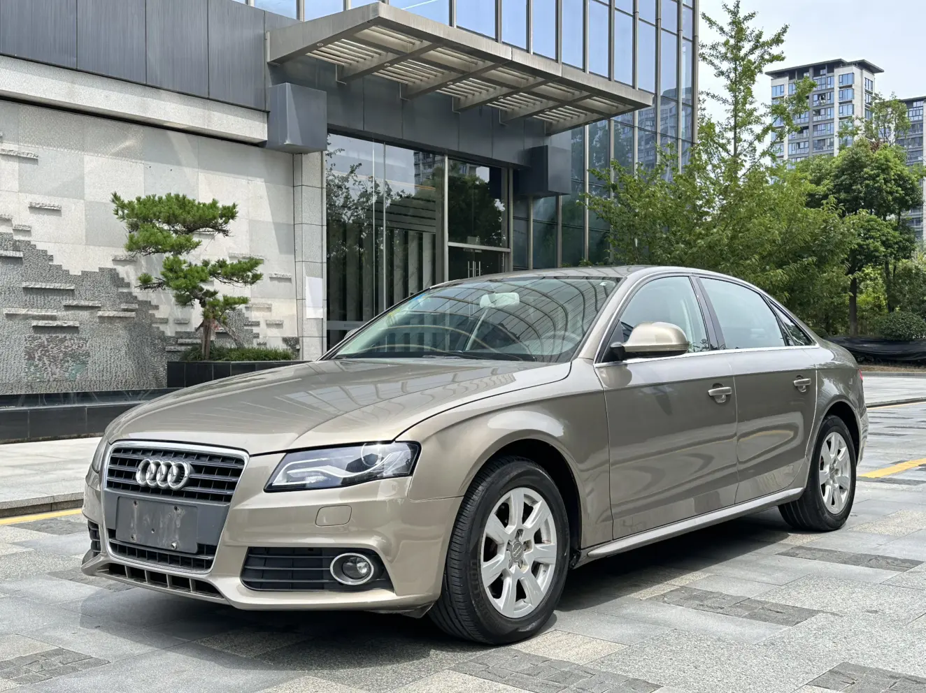 Audi A4L  из Китая