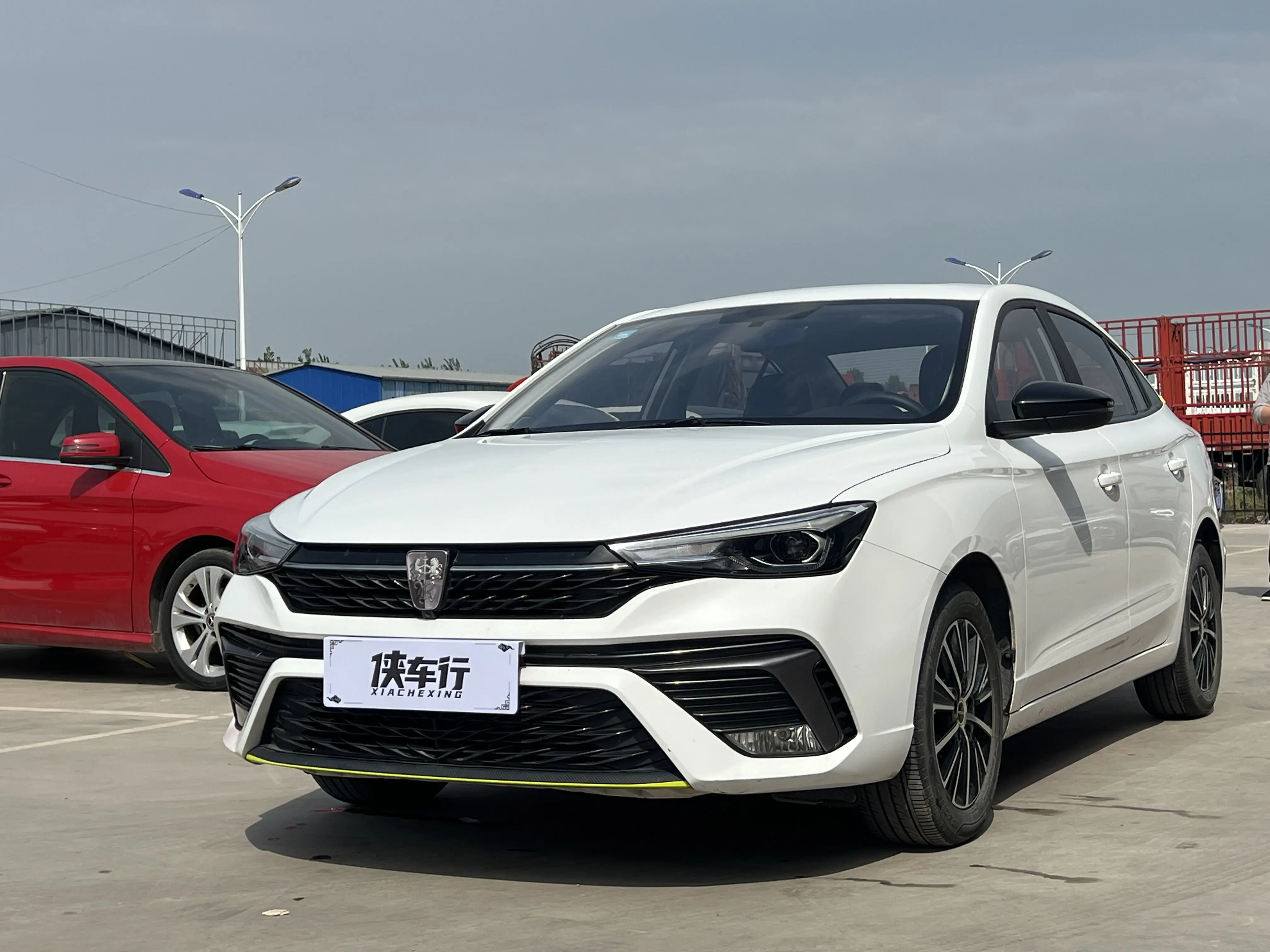 Roewe i5