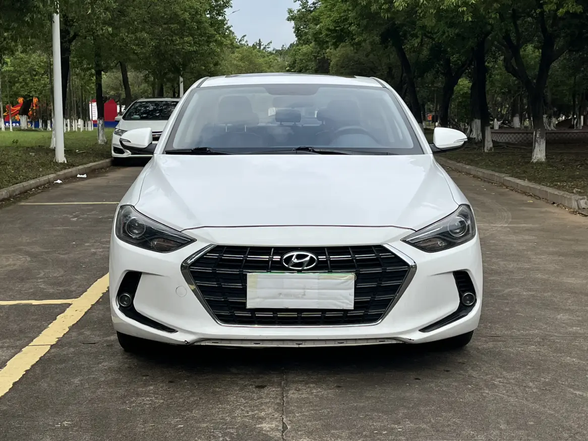 Hyundai Lead