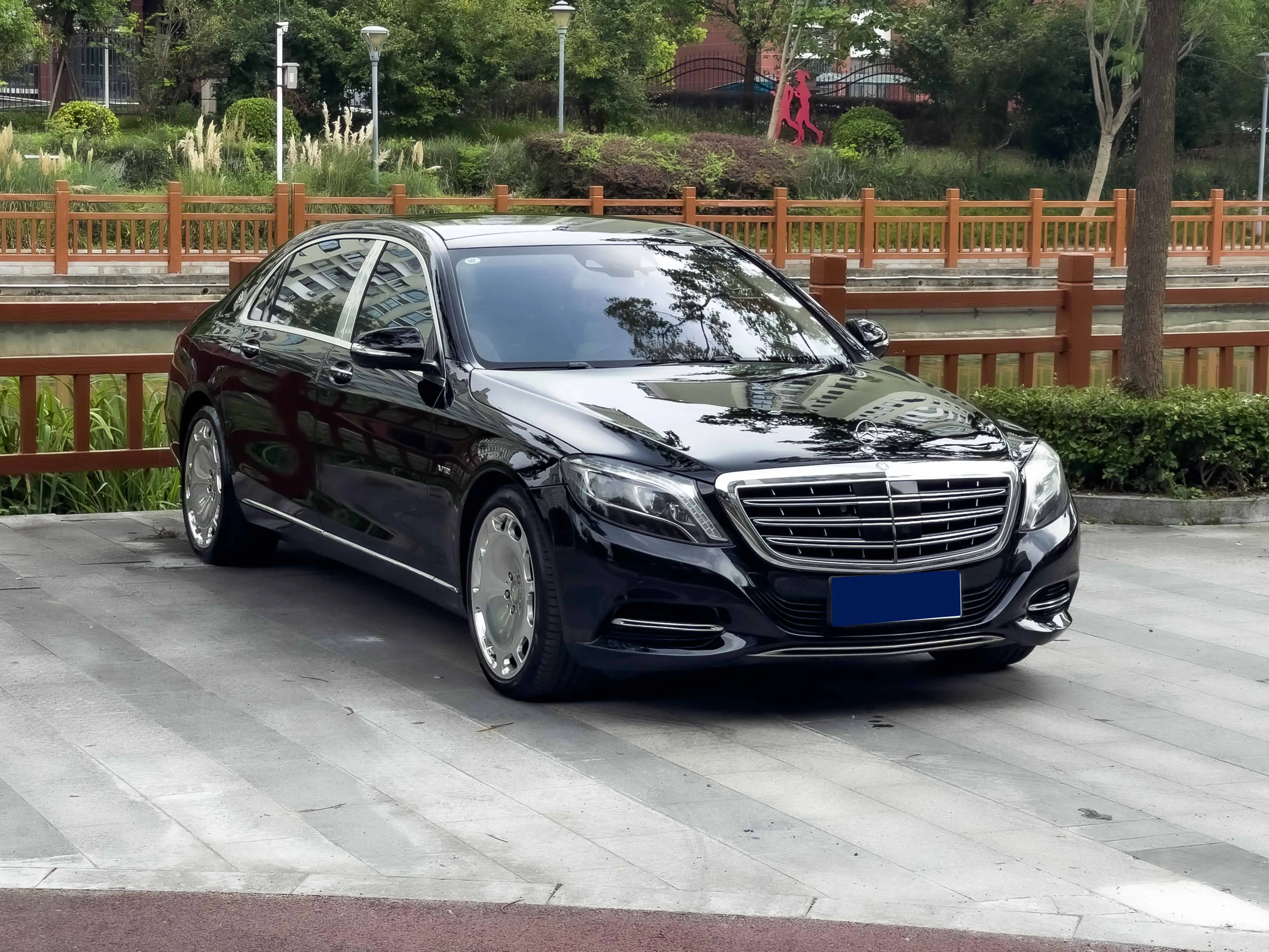 Mercedes-Benz Maybach S-Class