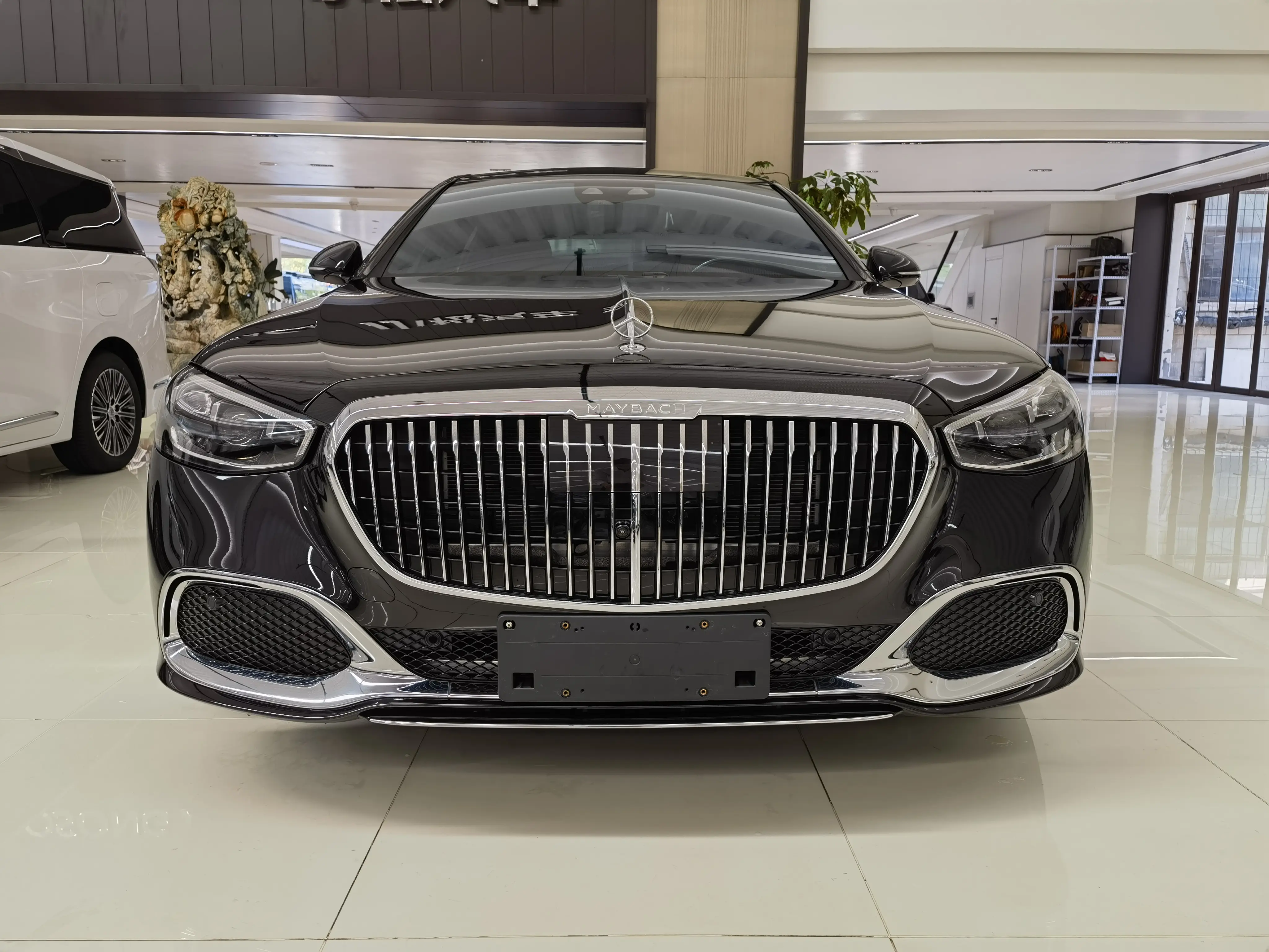 Mercedes-Benz Maybach S-Class