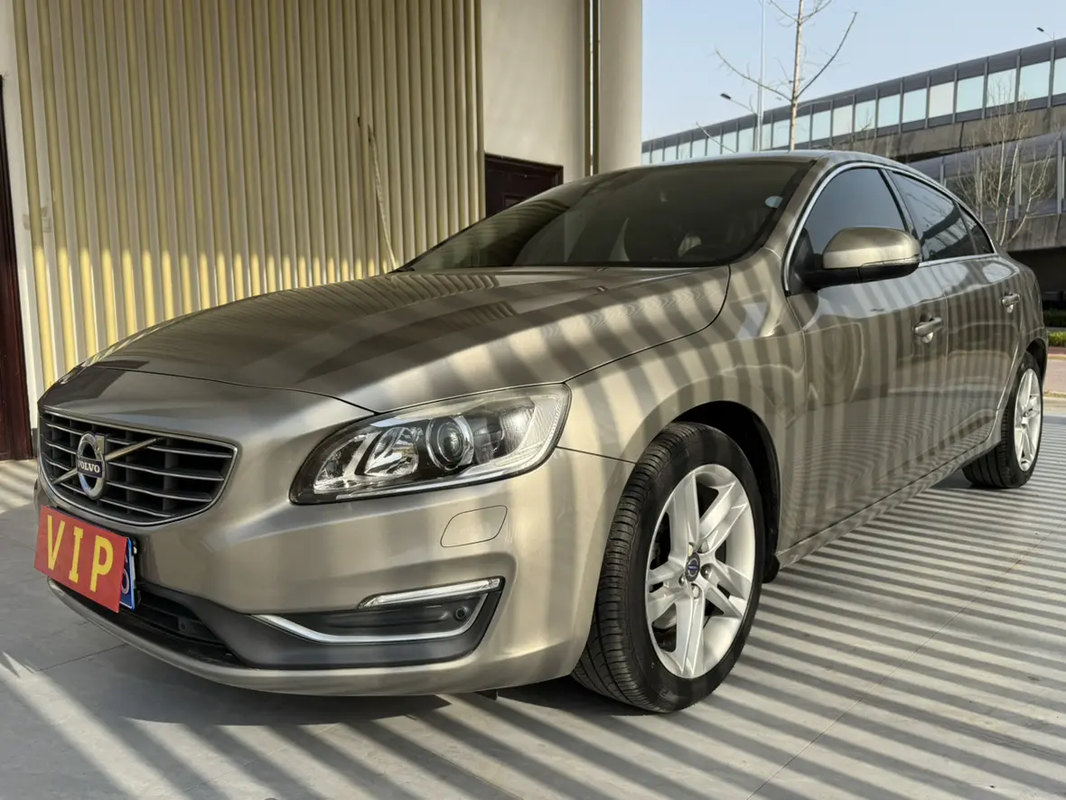 Volvo S60