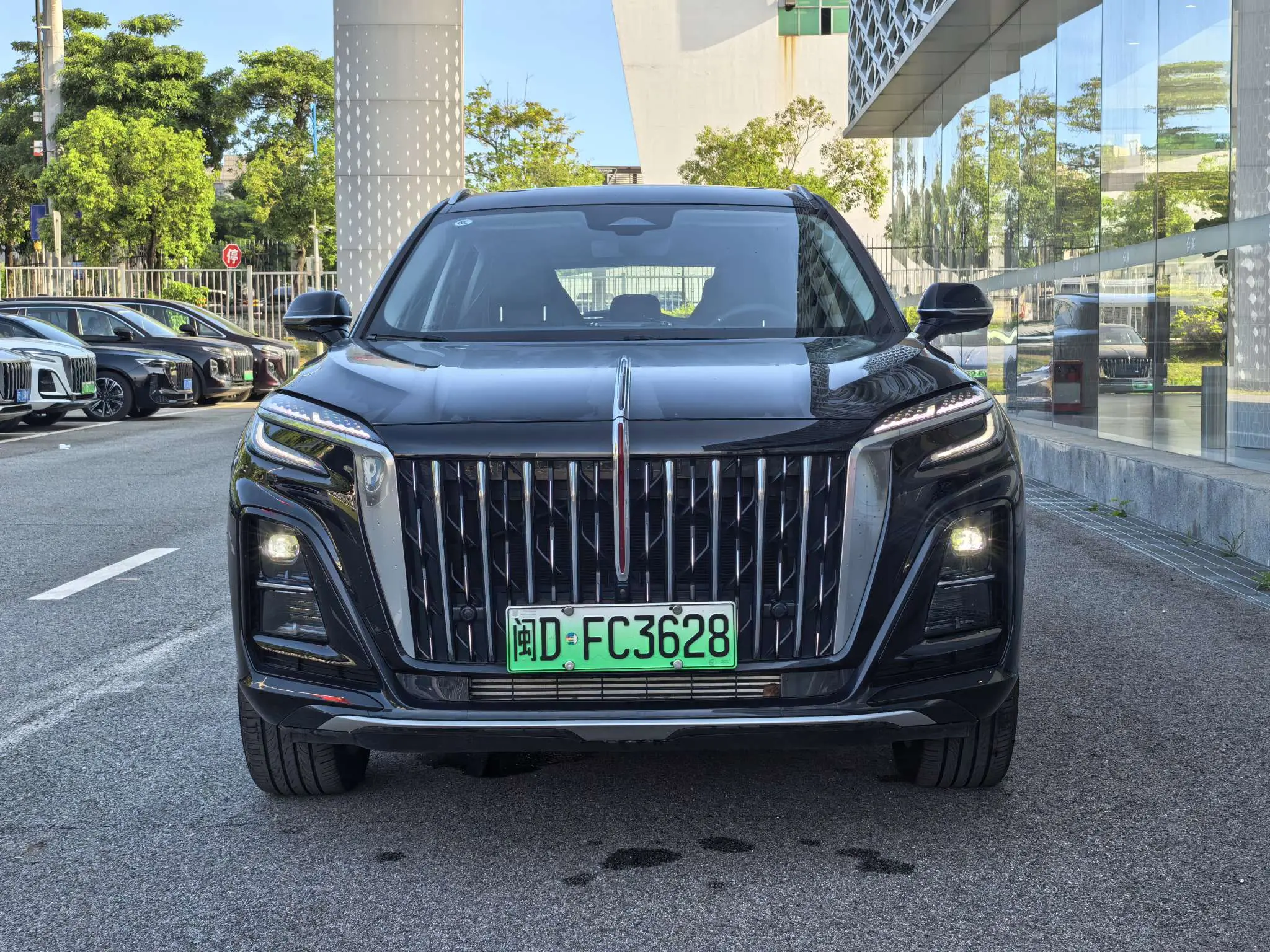 Hongqi HS3 PHEV