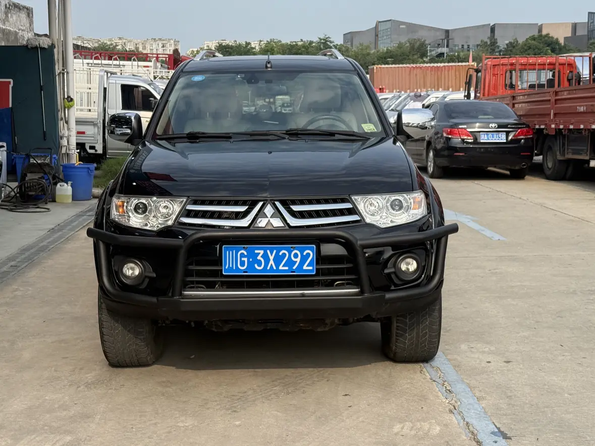 Mitsubishi Pajero Jinchang