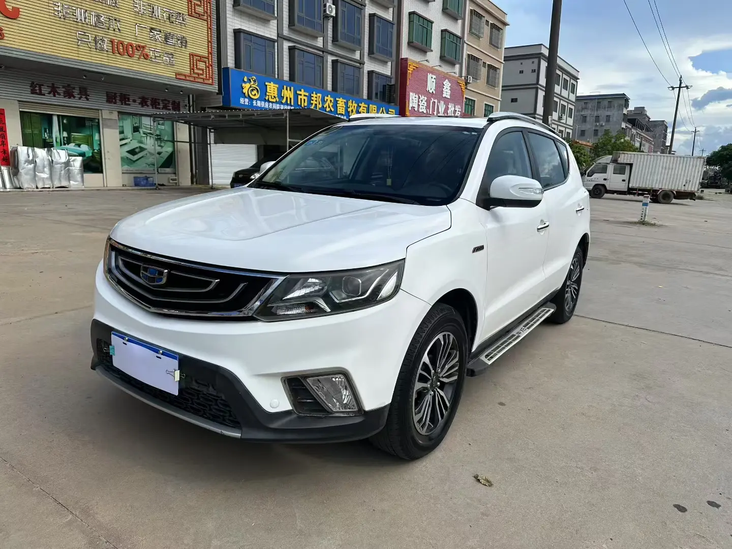 Geely Vision X6