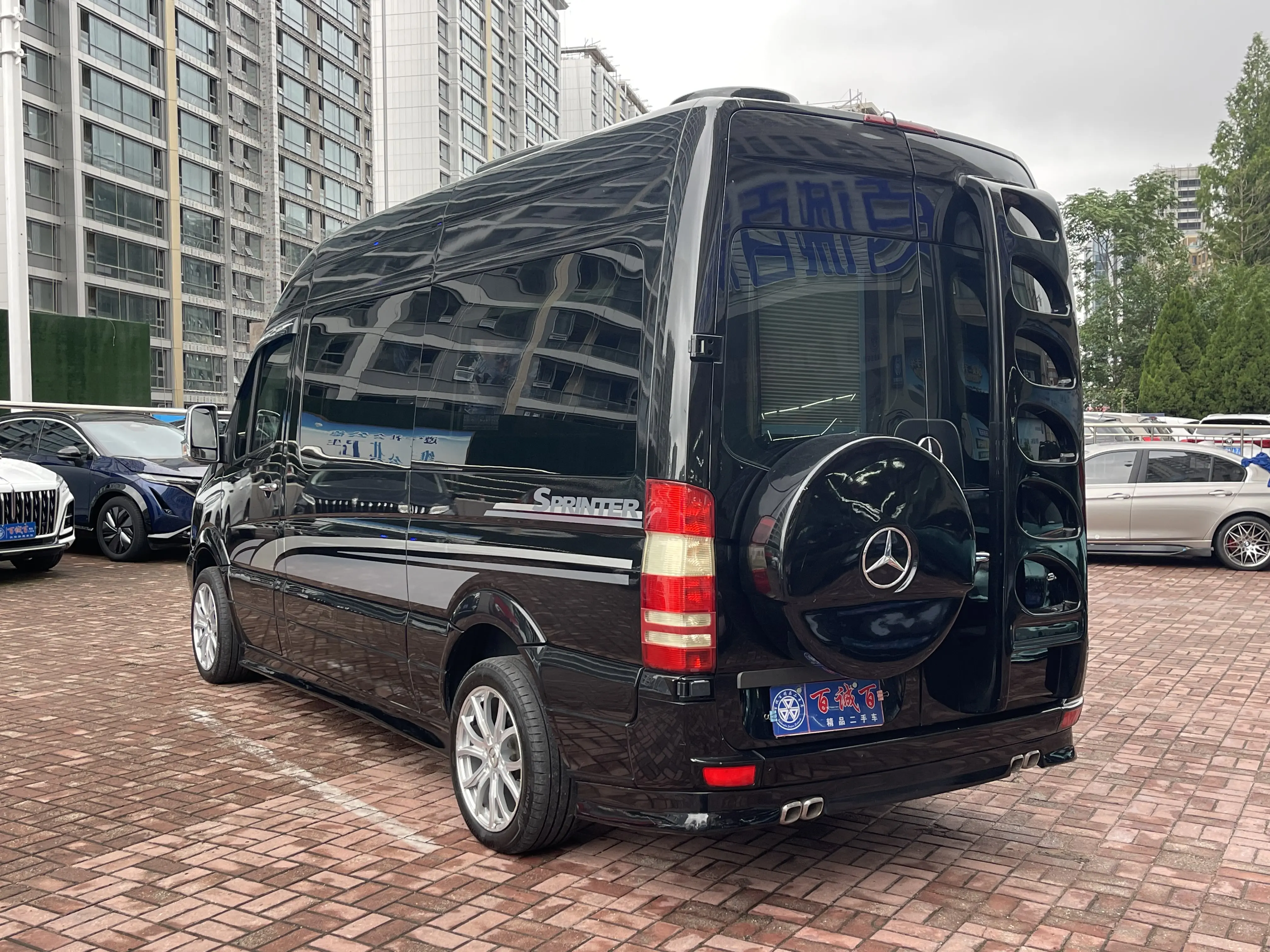 Mercedes-Benz Sprinter