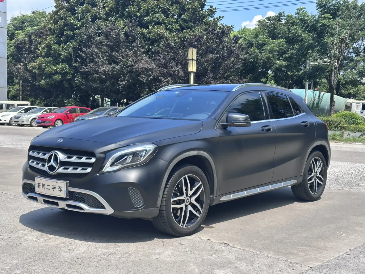 Mercedes-Benz GLA