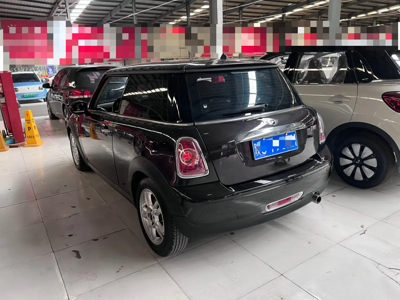 MINI 