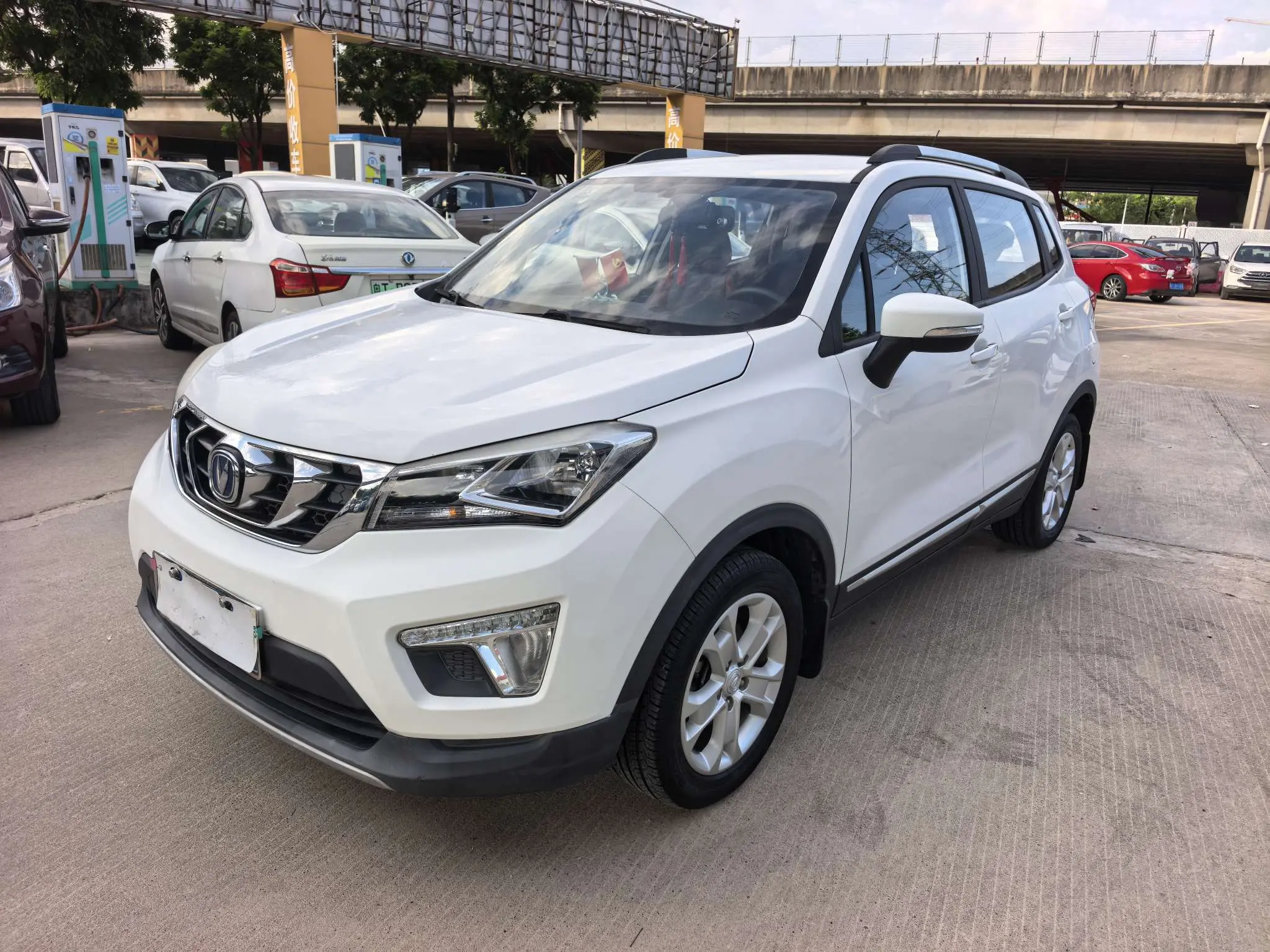 Changan CS15
