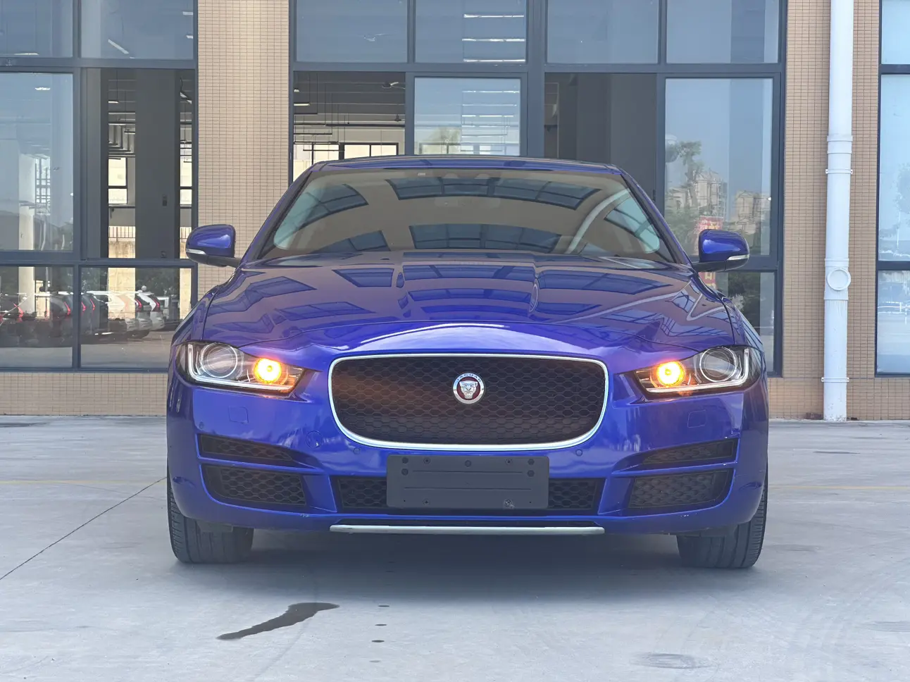 Jaguar XEL