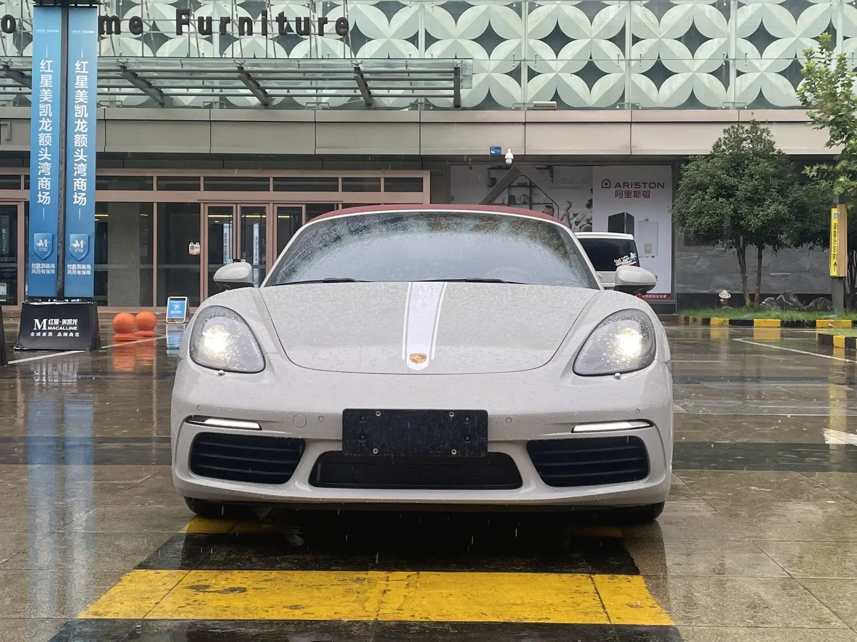Porsche 718