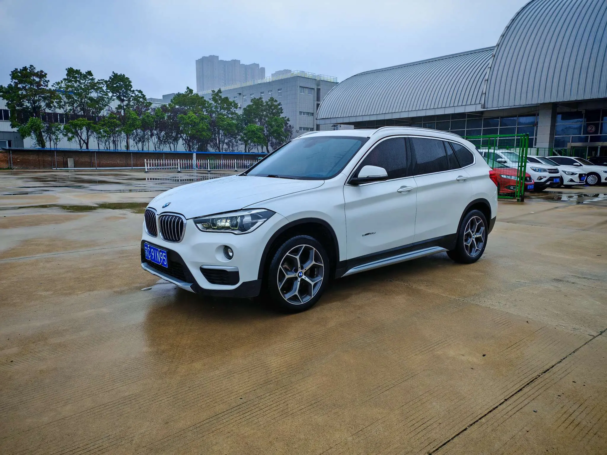 BMW X1