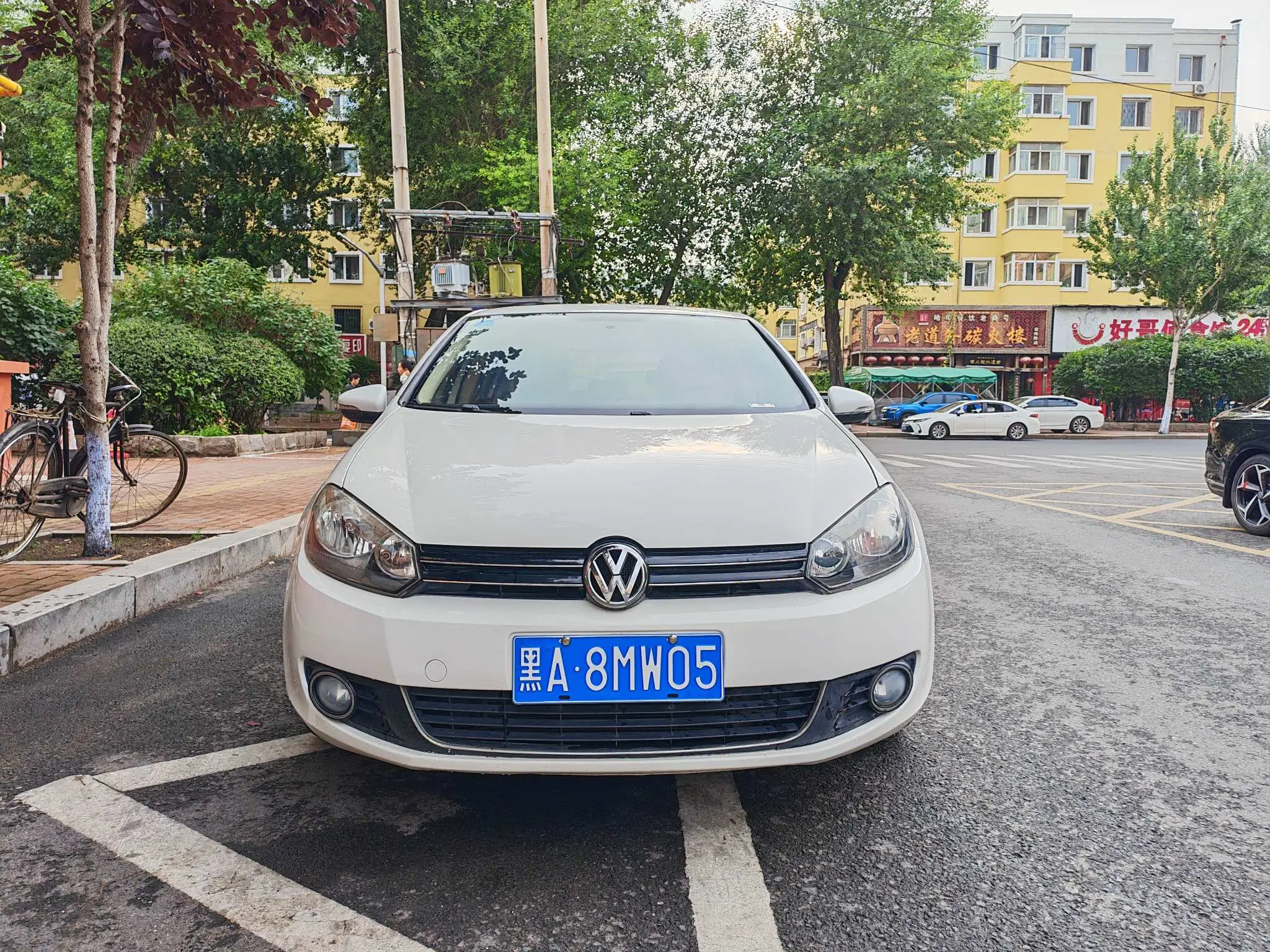 Volkswagen Golf  из Китая