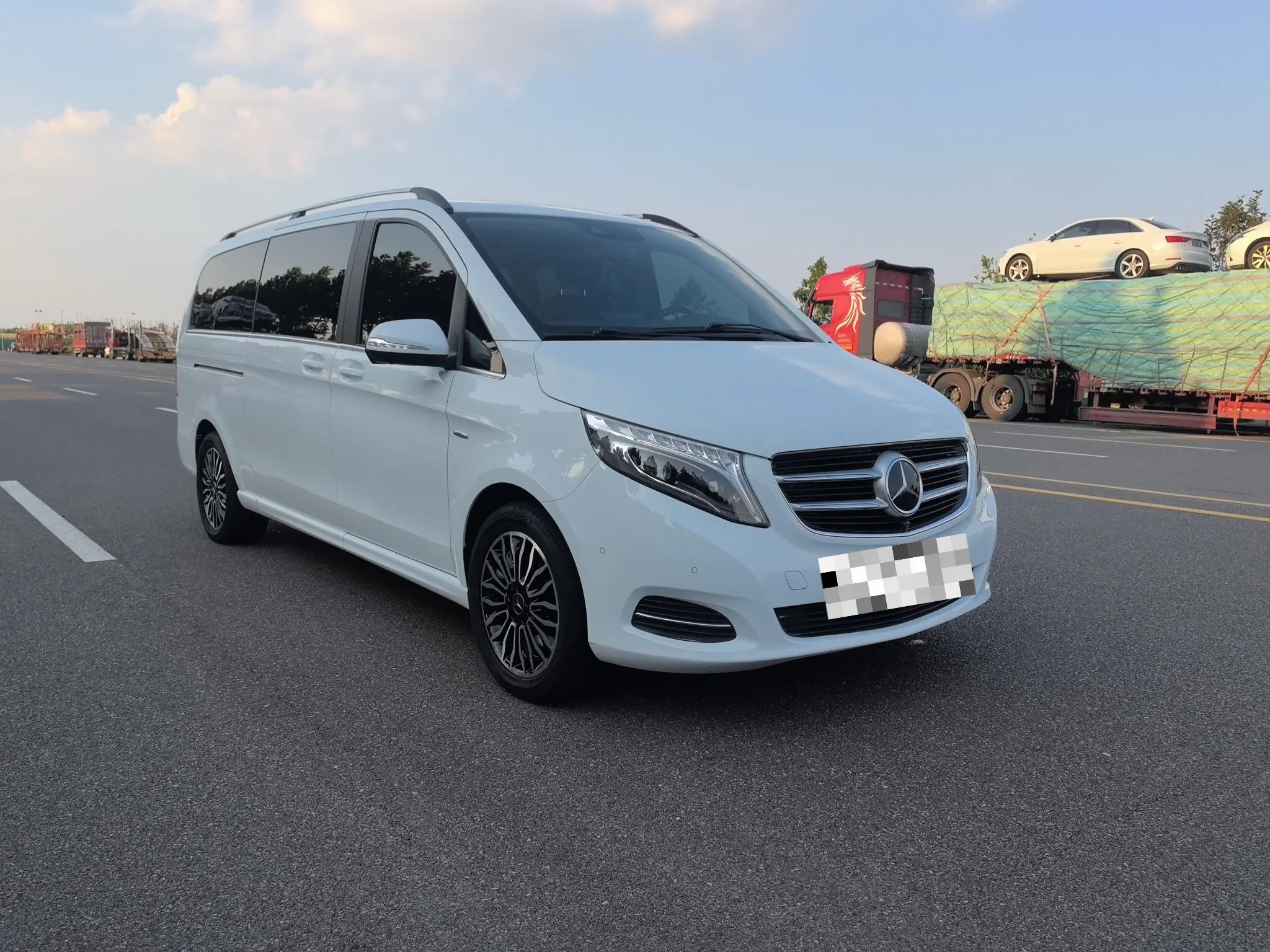 Mercedes-Benz Mercedes Benz V Class