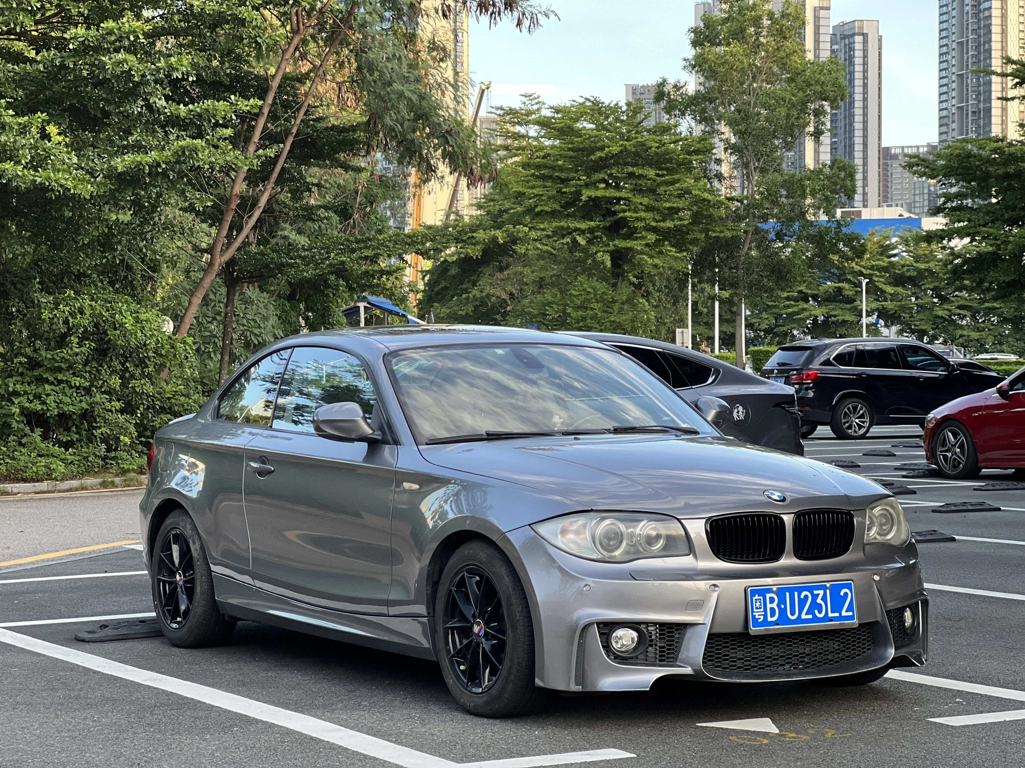 BMW 1 Series (imported)