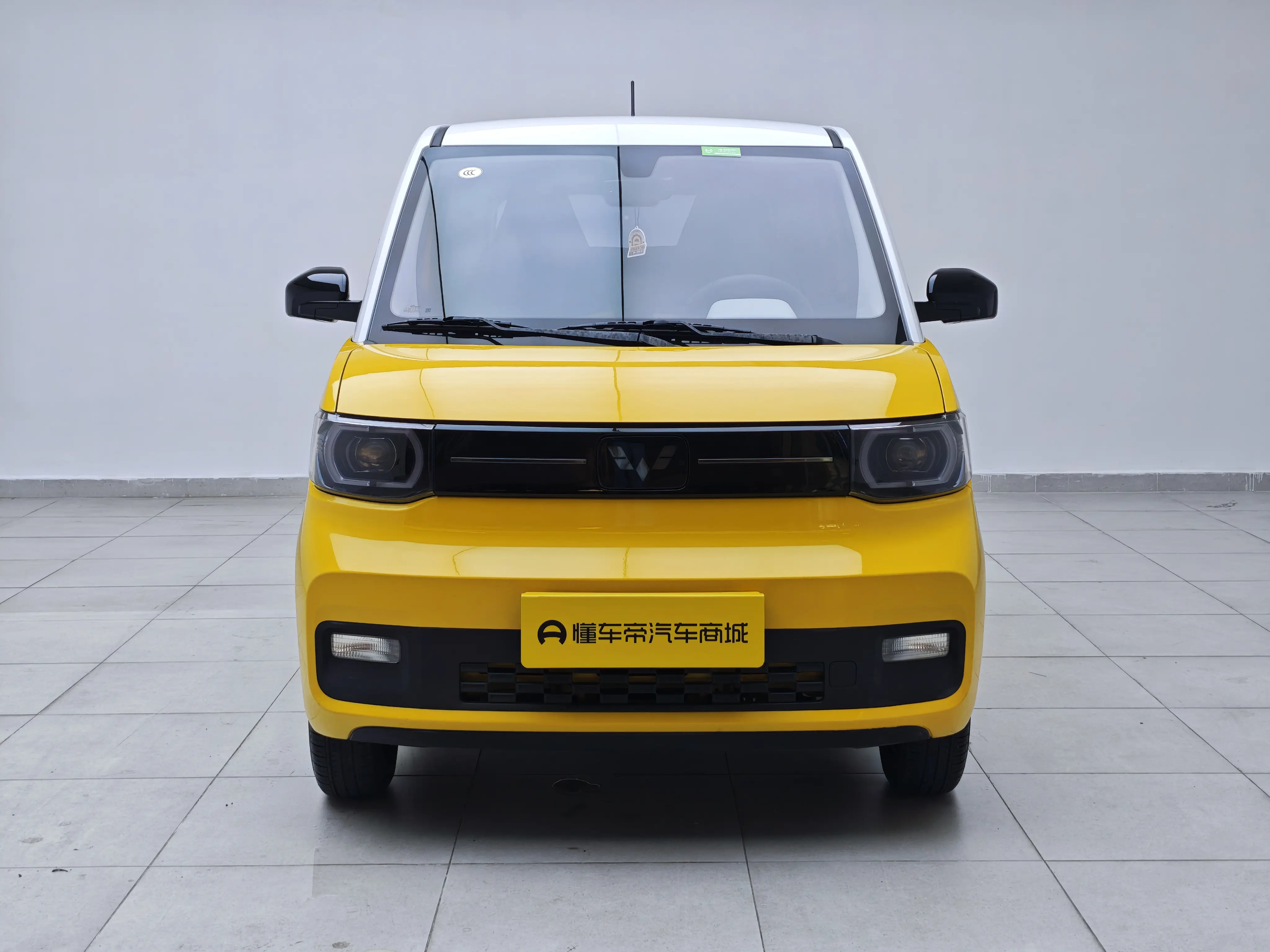 Wuling Hongguang MINIEV  из Китая