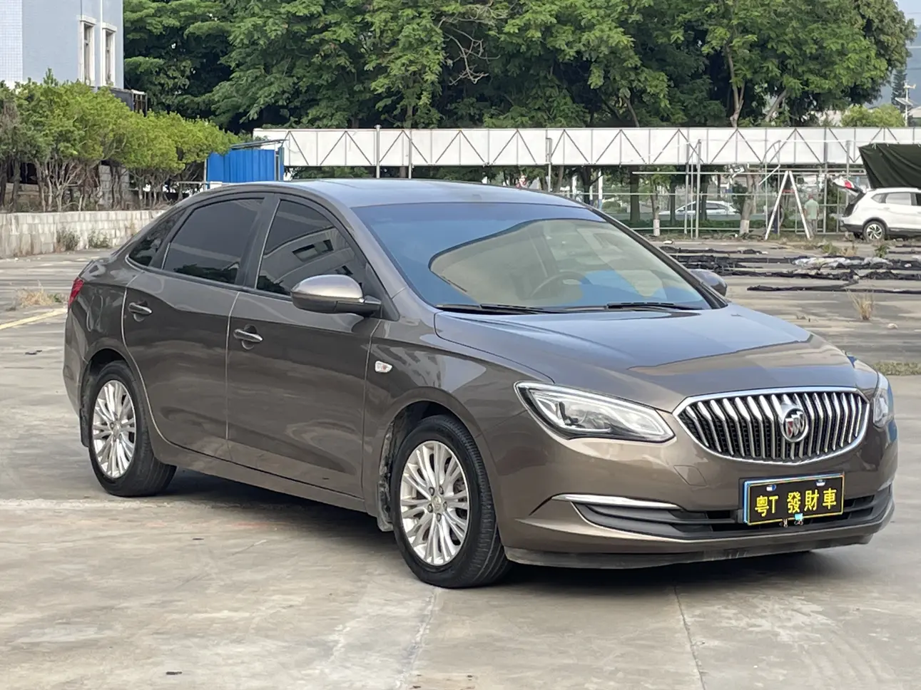 Buick Yinglang