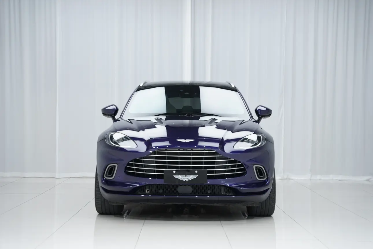 Aston Martin DBX